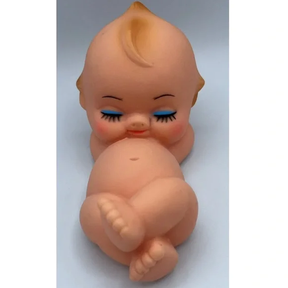 Vintage KEWPIE Rubber Doll Sleeping Taiwan 6.5” - Picture 6 of 6